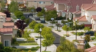 More US properties rented in suburbs