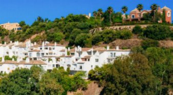 Warren Buffet opens second office to cater for Costa del Sol luxury property market